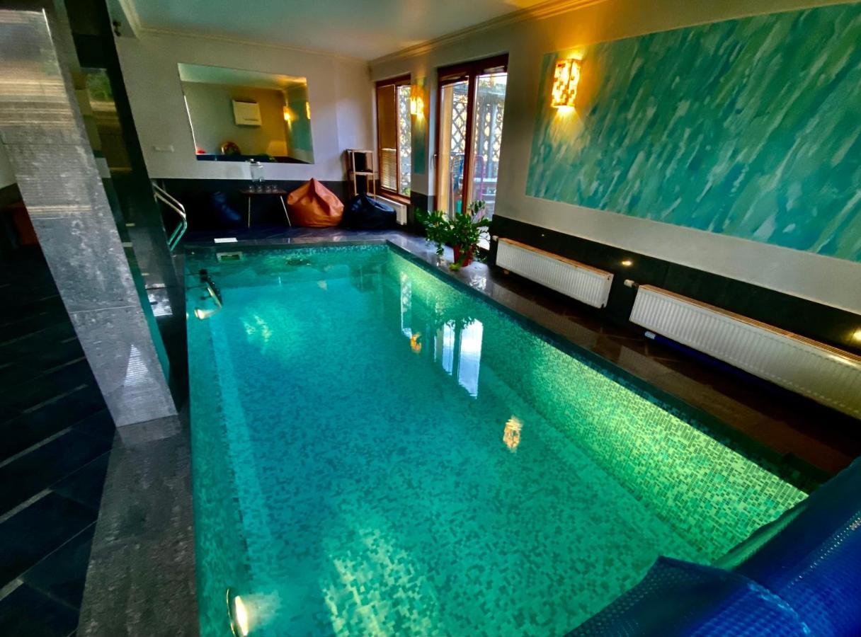 Spacious House With Indoor Pool & Sauna. Ādaži Dış mekan fotoğraf